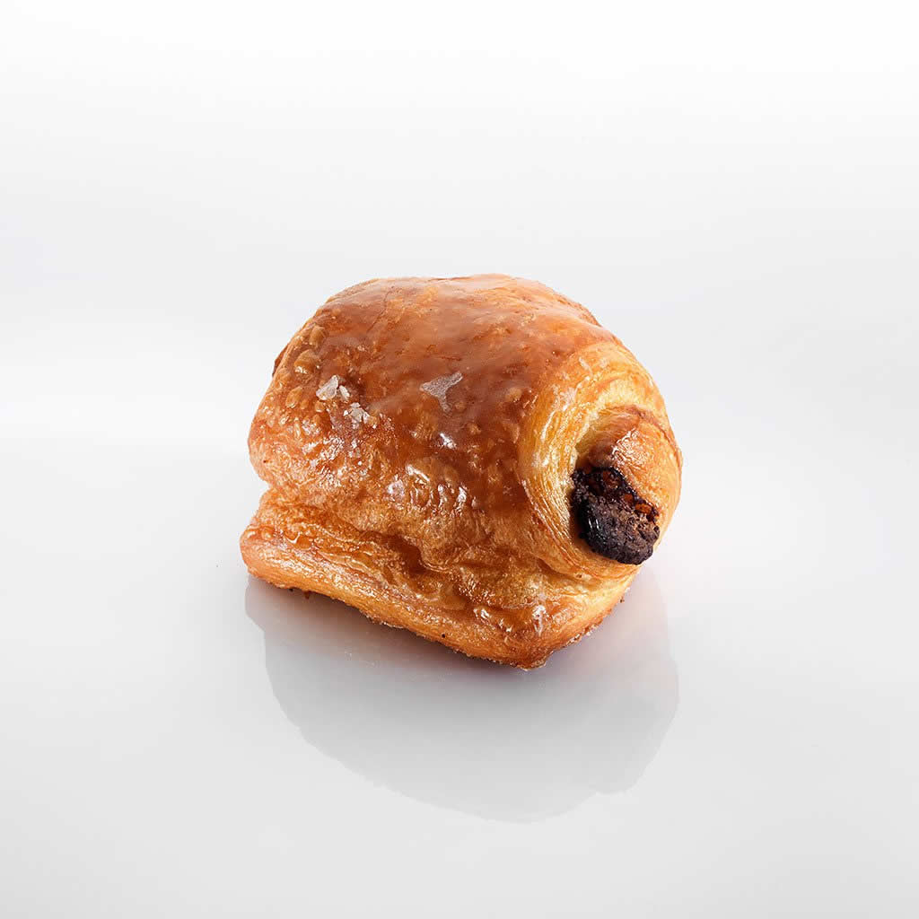 Mini Puff-Pastry Roll with Chocolate